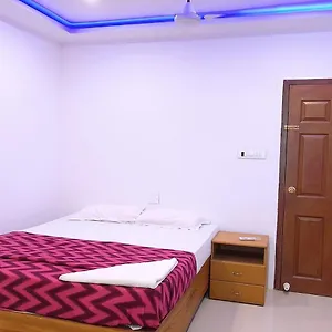 Hotel Phils' Residency & Banquets, Kochi