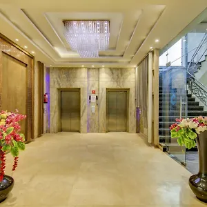 townhouse-oak-c-pearls.hotelsdelhi.org/